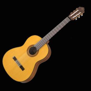 Yamaha CG162S Spruce Top Classical Guitar Naturl